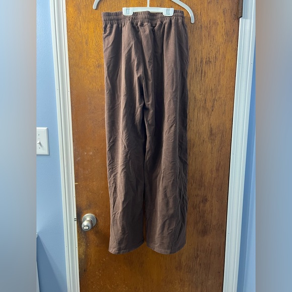 Luxe Terry Wide-Leg Women's Pants - Picture 3 of 4